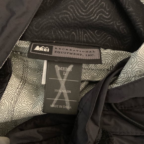 REI | Men’s | Nylon | Jacket - Picture 2 of 6